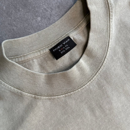 GLOVE TEE