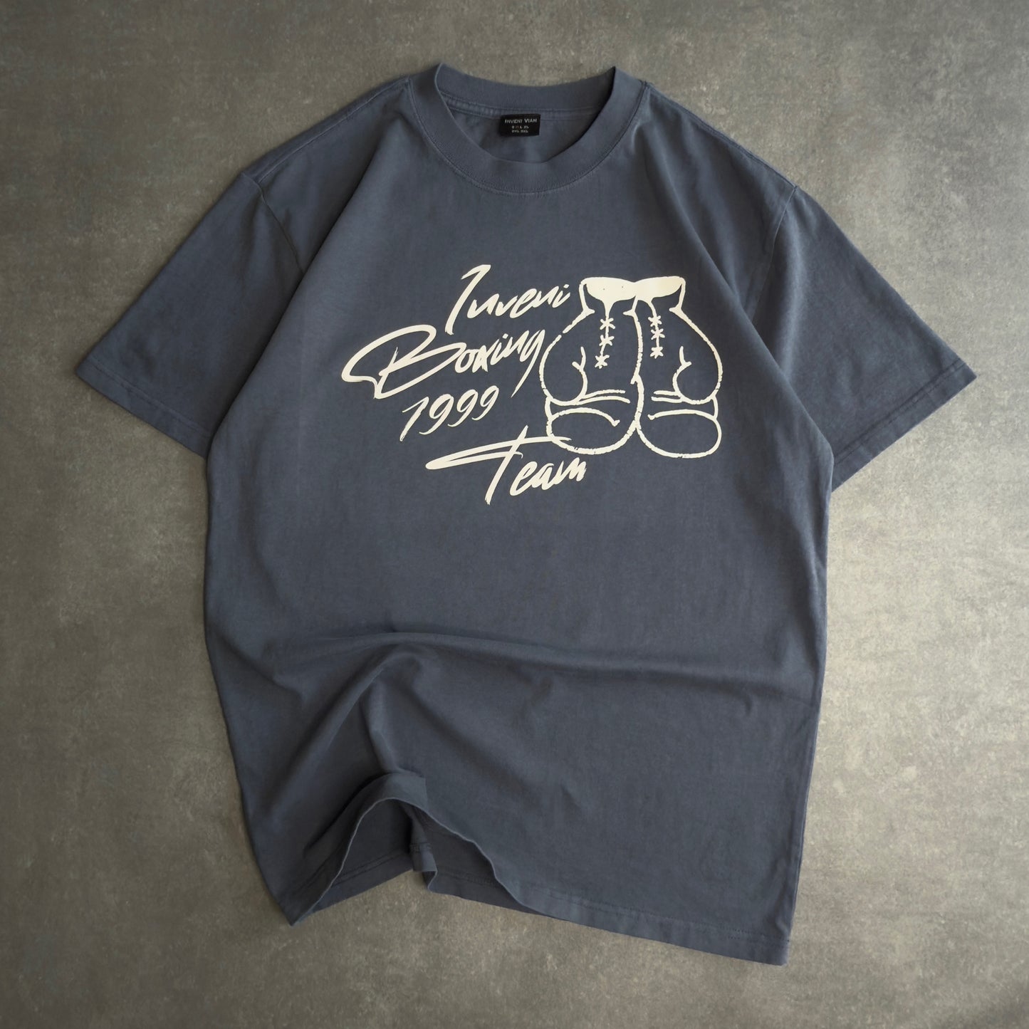 GLOVE TEE